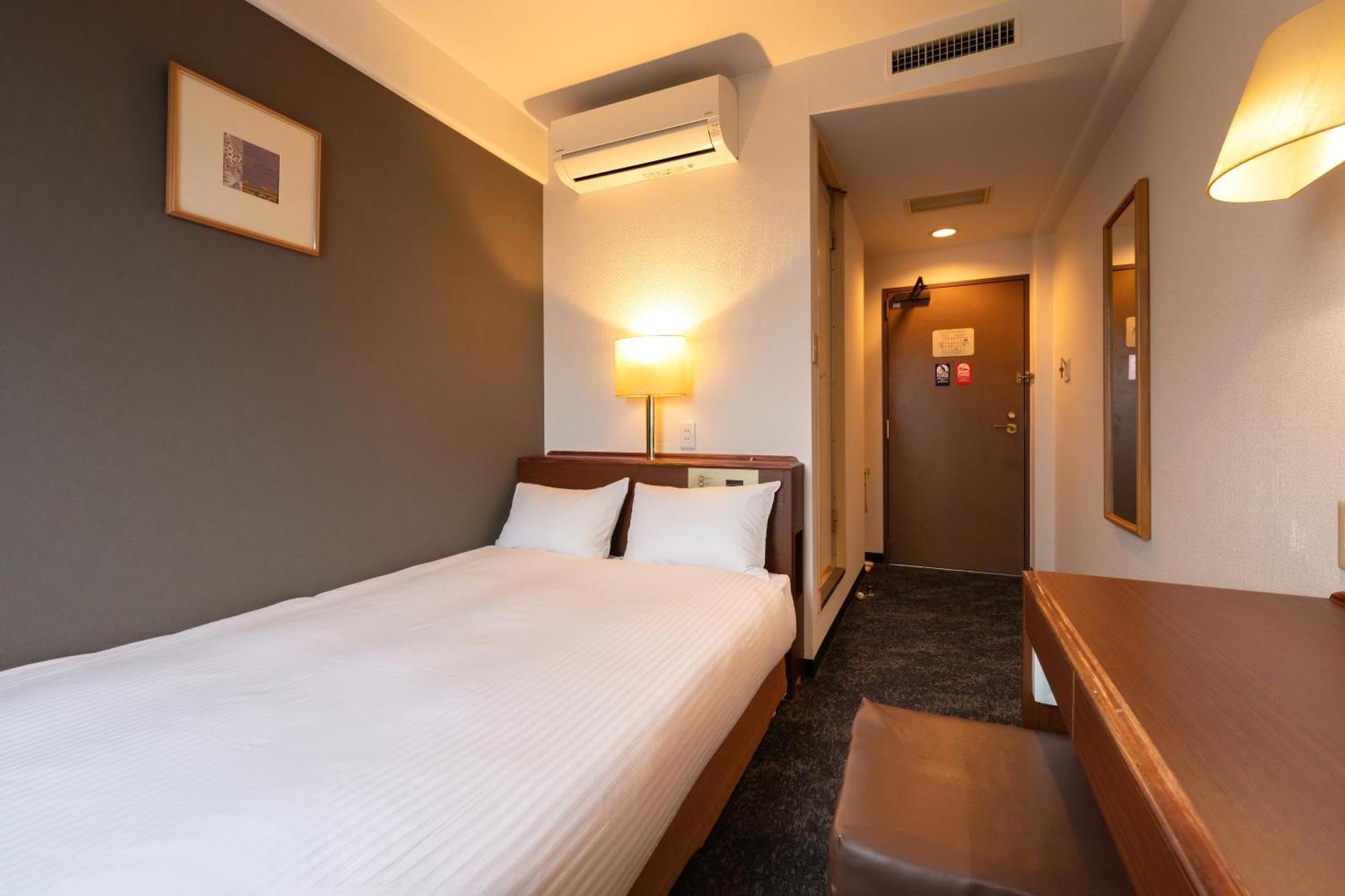 Omura Central Hotel Екстериор снимка